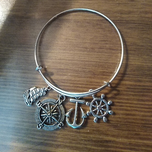 Nautical adjustable charm bracelet - Picture 1 of 1